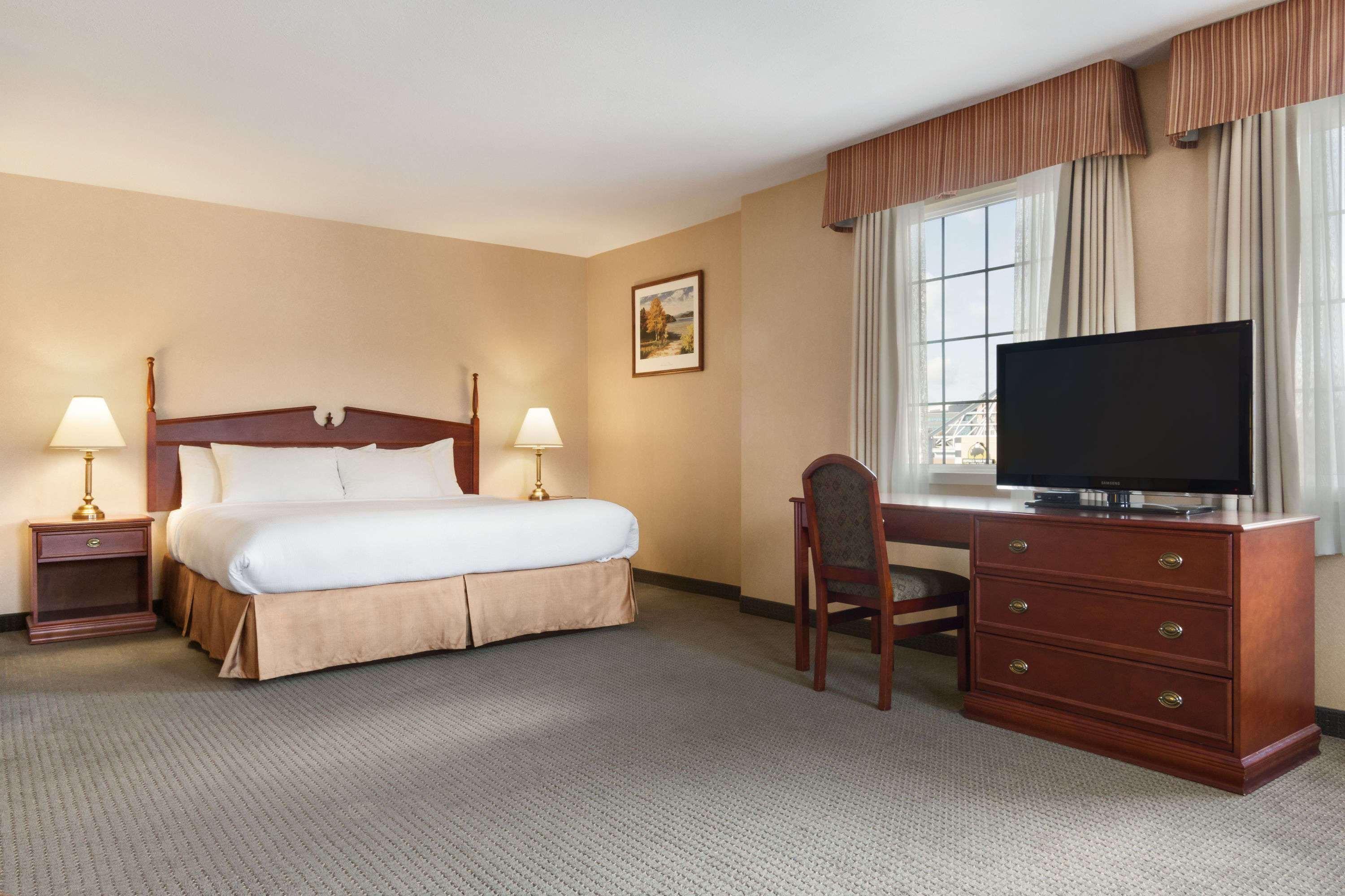 Days Inn By Wyndham Guelph Kültér fotó